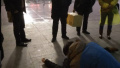 许昌男子外地打工钱被骗　回家途中饿晕在郑州火车站