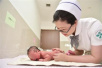 孕妇脐带脱垂　杭州护士长半蹲托举21分钟救了宝宝