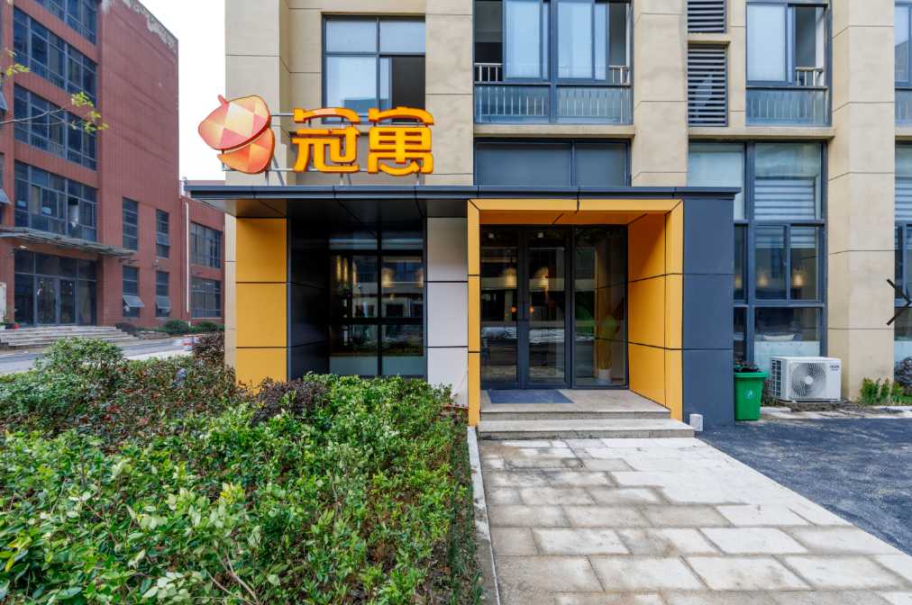 南京龙湖冠寓品质化运营，为城市青年提供温暖而明亮的节点