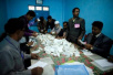 孟加拉国地方选举发生暴力事件10人死亡 7人被射杀